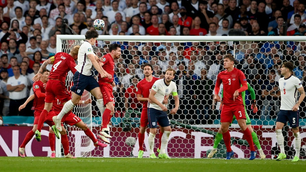 Đánh bại Đan Mạch bằng quả phạt đền gây tranh cãi, tuyển Anh lần đầu tiên trong lịch sử lọt vào trận chung kết Euro - Ảnh 2.