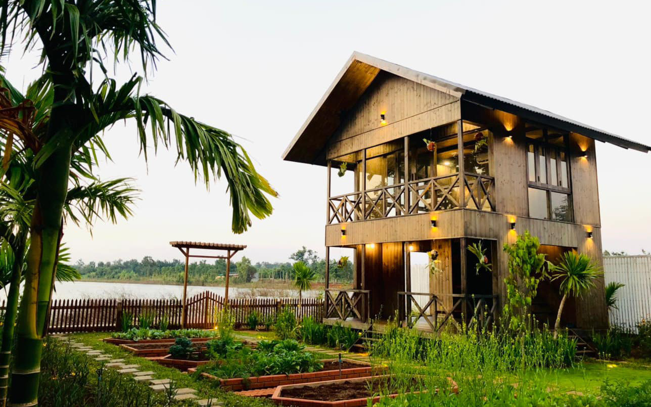 Ngôi nhà bên hồ xanh mướt của 5 người bạn thân ở Buôn Mê Thuột: 
