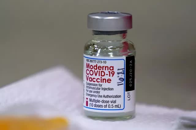 Bộ Y tế đề nghị TP.HCM khẳng định việc mua 5 triệu liều vaccine COVID-19 Moderna trước 15/8 - Ảnh 1.