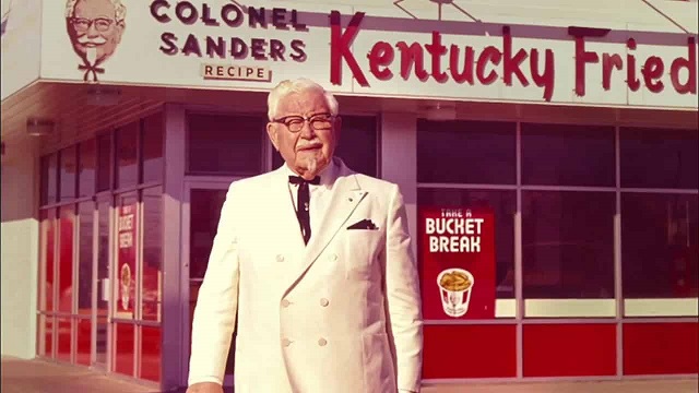 ‘Cha đẻ KFC’: Từ người liên tục bị đuổi việc đến doanh nhân tay trắng xây dựng lại sự nghiệp ở tuổi 65 - Ảnh 1.