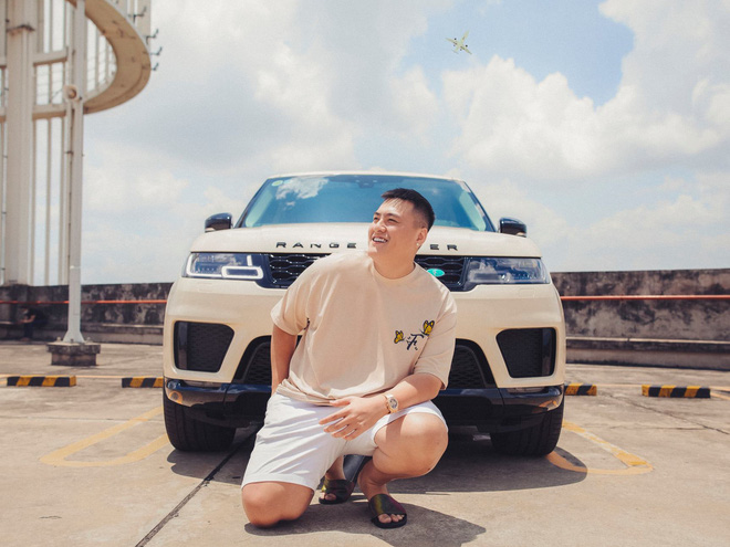 Sự thật về Youtuber đình đám là con trai “ông trùm điện tử Sài Gòn” - Ảnh 5. Sự thật về Youtuber đình đám là con trai “ông trùm điện tử Sài Gòn” - Ảnh 5.