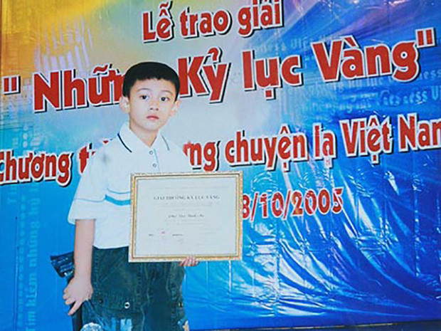 Thần đồng toán học 3 tuổi biết tính nhẩm, đọc chữ vanh vách từng lên chương trình Chuyện Lạ Việt Nam và sự thay đổi cuộc đời đầy tiếc nuối khi lớn lên - Ảnh 1.