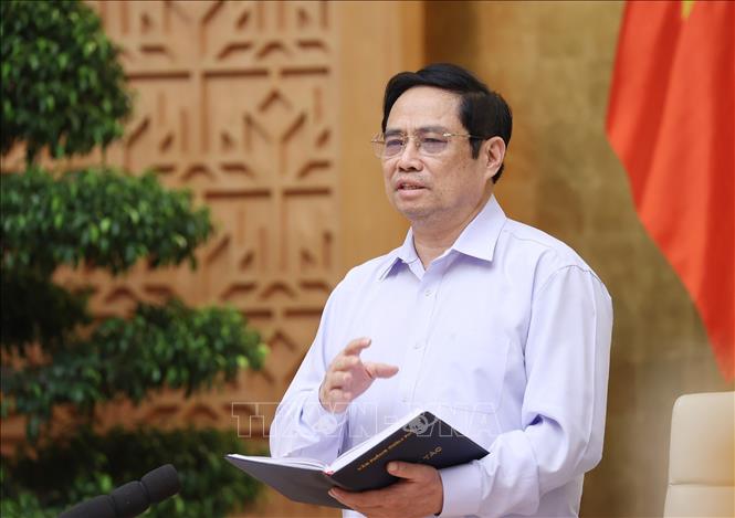  Thủ tướng Phạm Minh Chính: Đã hy sinh kinh tế, thực hiện giãn cách xã hội thì phải sớm đạt mục tiêu kiềm chế dịch bệnh  - Ảnh 1.
