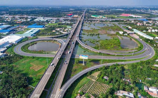  Kiểm toán chỉ ra nhiều sai sót trong quản lý đất đai tại Long An  - Ảnh 1.