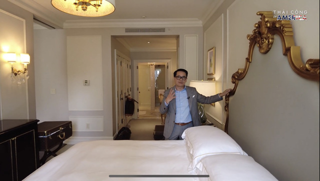 Chi 60 triệu đồng/đêm ở khách sạn xa xỉ bậc nhất New York nhưng NTK Thái Công chê không ngớt nội thất “không xịn, kì cục” - Ảnh 2.