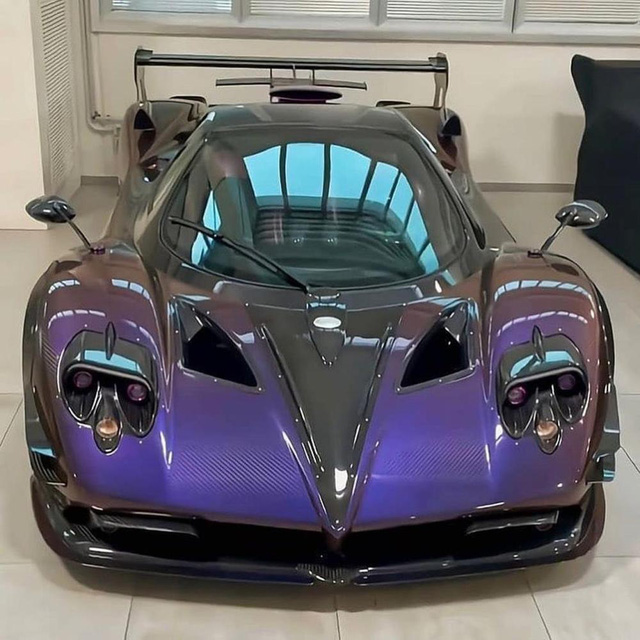  Đại gia cuồng Pagani: Tậu 7 chiếc, nhìn bộ sưu tập có thêm Bugatti, Lamborghini, Ferrari mà vừa mê vừa hoảng  - Ảnh 3.