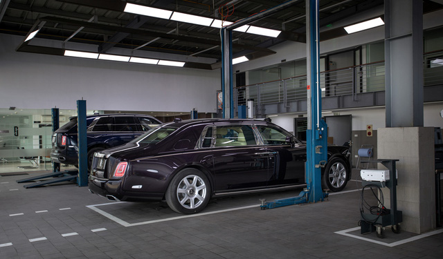  Rolls-Royce công bố phí bảo dưỡng tại Việt Nam: 1 lần/năm, giá từ 120,5 triệu đồng  - Ảnh 3.