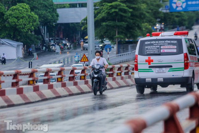 Hà Nội thay đổi thế nào sau 4 lần giãn cách xã hội? - Ảnh 12.