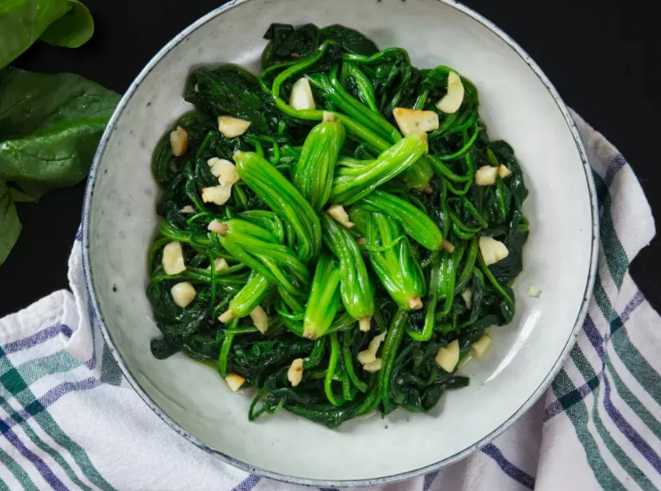 Điểm mặt" 4 loại thực phẩm không nên hâm lại vì dễ bị biến chất, sản sinh độc tố, nếu cố tình làm có ngày nhập viện