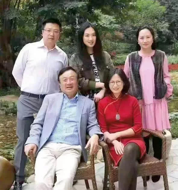 Soi học vấn của 2 công chúa Huawei: Người tốt nghiệp Harvard danh giá, người học trường làng nhàng, bị từ chối du học từ vòng gửi xe - Ảnh 2.
