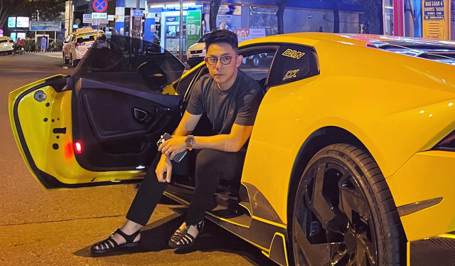  Thú chơi siêu xe của những thiếu gia Gen Z tại Việt Nam: Có người thay xe như thay áo, Lamborghini cũng chỉ để đi chợ  - Ảnh 7.