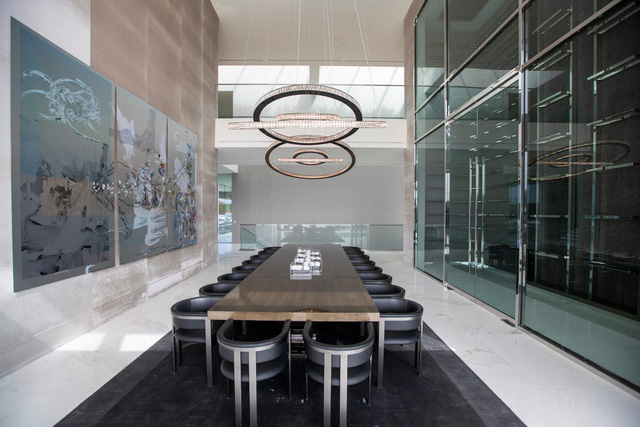 Bên trong siêu dinh thự gần 10.000 m2 tại Los Angeles, được niêm yết 295 triệu USD và sắp đấu giá - Ảnh 7.