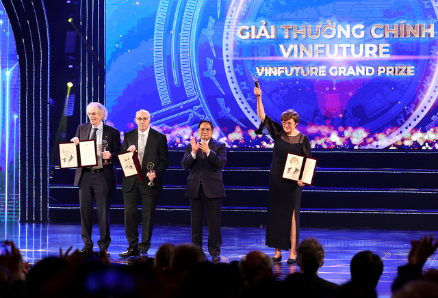 Mẹ đẻ của công nghệ mRNA đã được vinh danh giải thưởng cao quý nhất của VinFuture - Ảnh 3.