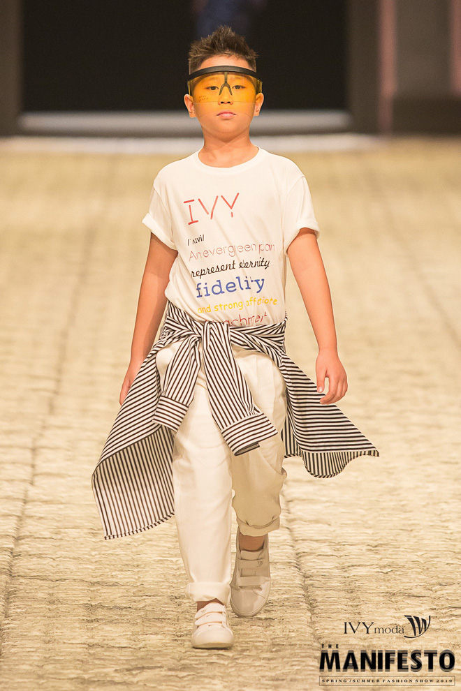 3 Rich Kid nhà IVY Moda: Không phô trương đồ hiệu, 2 anh chị lớn du học về kế nghiệp, cậu út làm mẫu nhí tài năng - Ảnh 7.