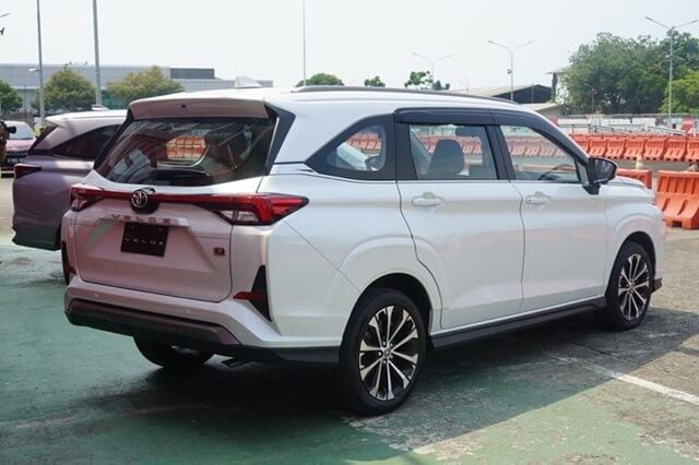 Đại lý bắt đầu nhận đặt cọc, Toyota Veloz 2022 sẽ sớm về Việt Nam đối đầu Mitsubishi Xpander - Ảnh 2.