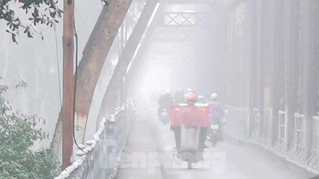  Ngỡ ngàng hình ảnh Hà Nội sương giăng khắp lối như Sa Pa  - Ảnh 15.