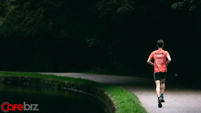  Đàn ông thích chạy là đàn ông tốt: 9 ưu điểm trong một người thích chạy bộ  - Ảnh 1.