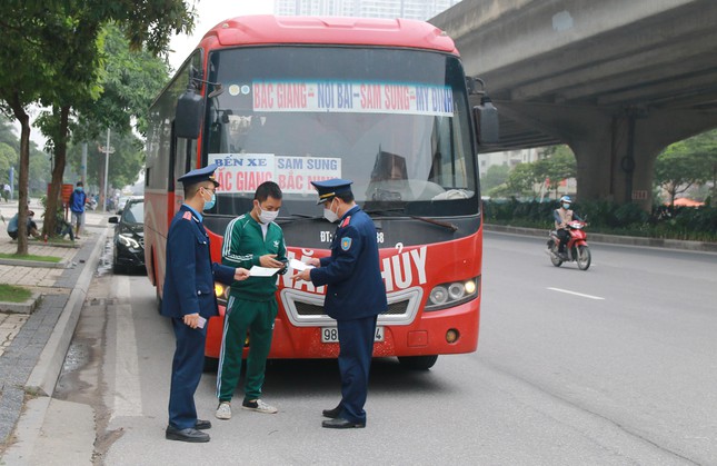  Lập 37 chốt nóng đảm bảo trật tự giao thông Tết và năm 2022  - Ảnh 3.