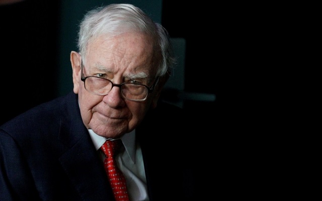 Là Chủ tịch và CEO Berkshire Hathaway, tỷ phú Warren Buffett nhận lương như thế nào? - Ảnh 1.