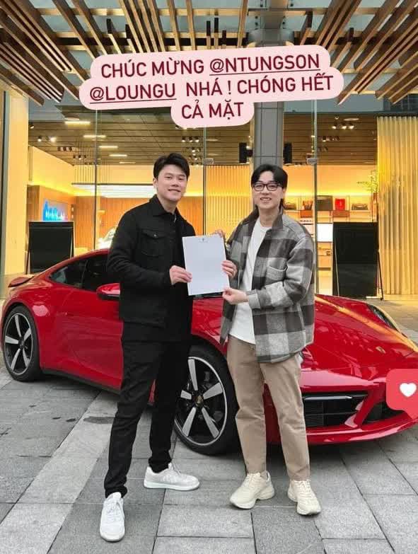 Chỉ trong nửa năm, cặp đôi 9X Tùng Sơn - Trang Lou sắm liền 2 chiếc Porsche giá hơn chục tỷ đồng, bổ sung vào bộ sưu tập toàn xe tiền tỷ - Ảnh 1.