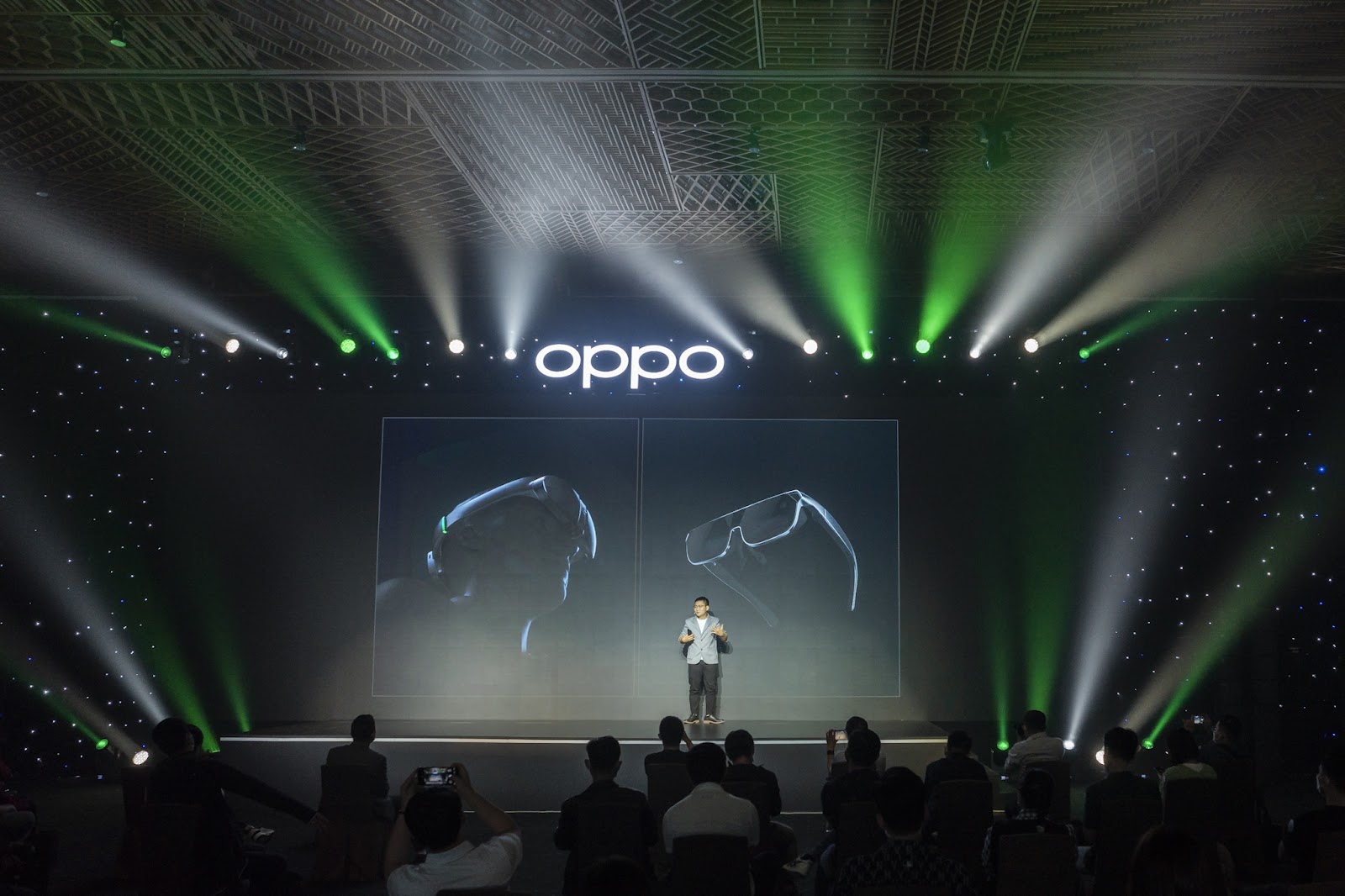 Trải nghiệm kính Oppo Air Glass: Khi Oppo đi trước Apple một bước - Ảnh 1.