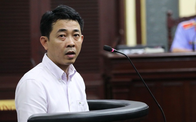 Thứ trưởng Bộ Y tế Trương Quốc Cường nộp lại 1,8 tỷ đồng, bị truy tố mức đến 12 năm tù - Ảnh 1.
