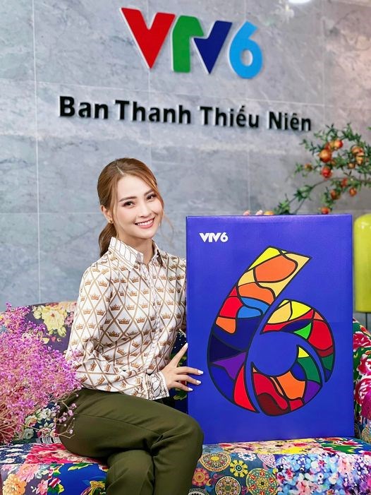 Những gương mặt MC, BTV gắn bó với VTV6, để lại ấn tượng với khán giả truyền hình  - Ảnh 8.