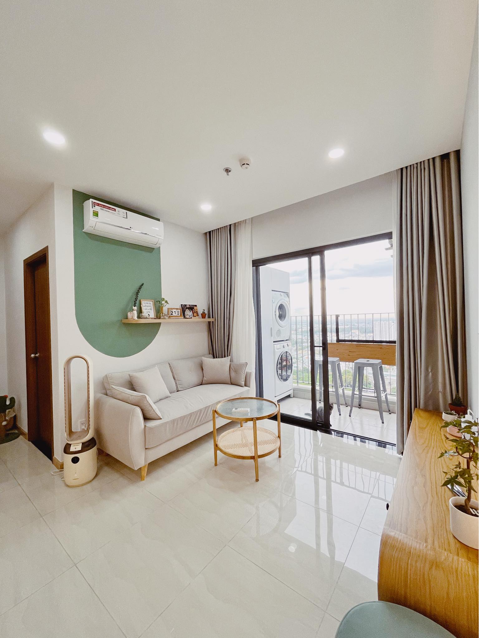 Căn hộ 56m2 của vợ chồng trẻ: Nên đầu tư thiết kế nhà để có cảm giác “sở hữu - Ảnh 3. Căn hộ 56m2 của vợ chồng trẻ: Nên đầu tư thiết kế nhà để có cảm giác “sở hữu - Ảnh 3.