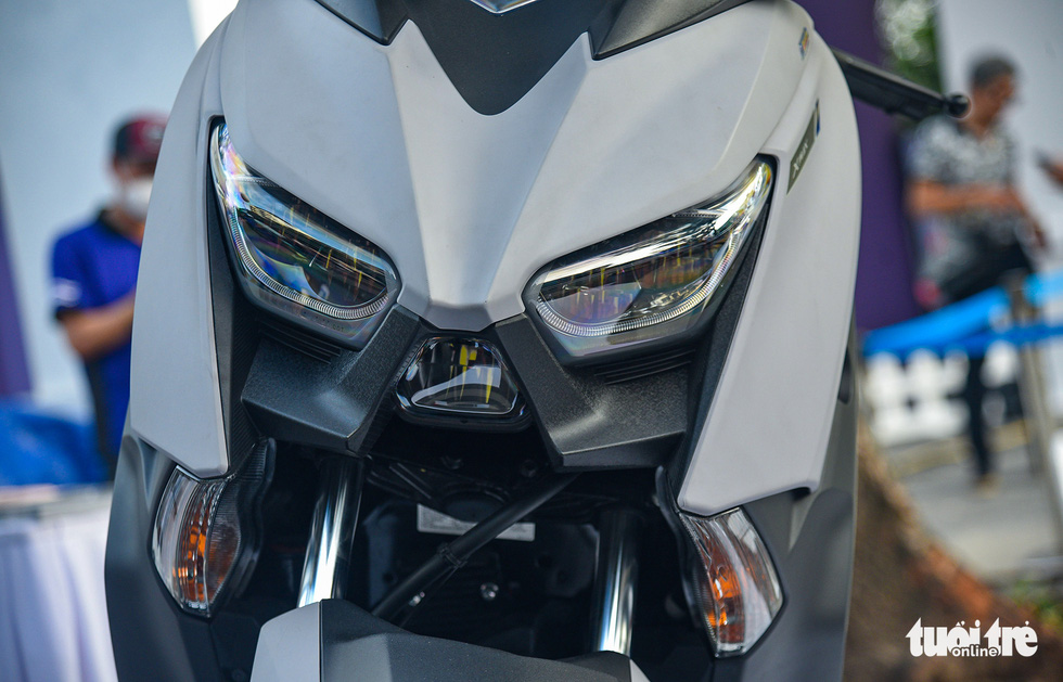 Yamaha X Max 300 nhận đặt hàng tại Việt Nam, giá từ 129 triệu đồng - Ảnh 11. Yamaha X Max 300 nhận đặt hàng tại Việt Nam, giá từ 129 triệu đồng - Ảnh 11.