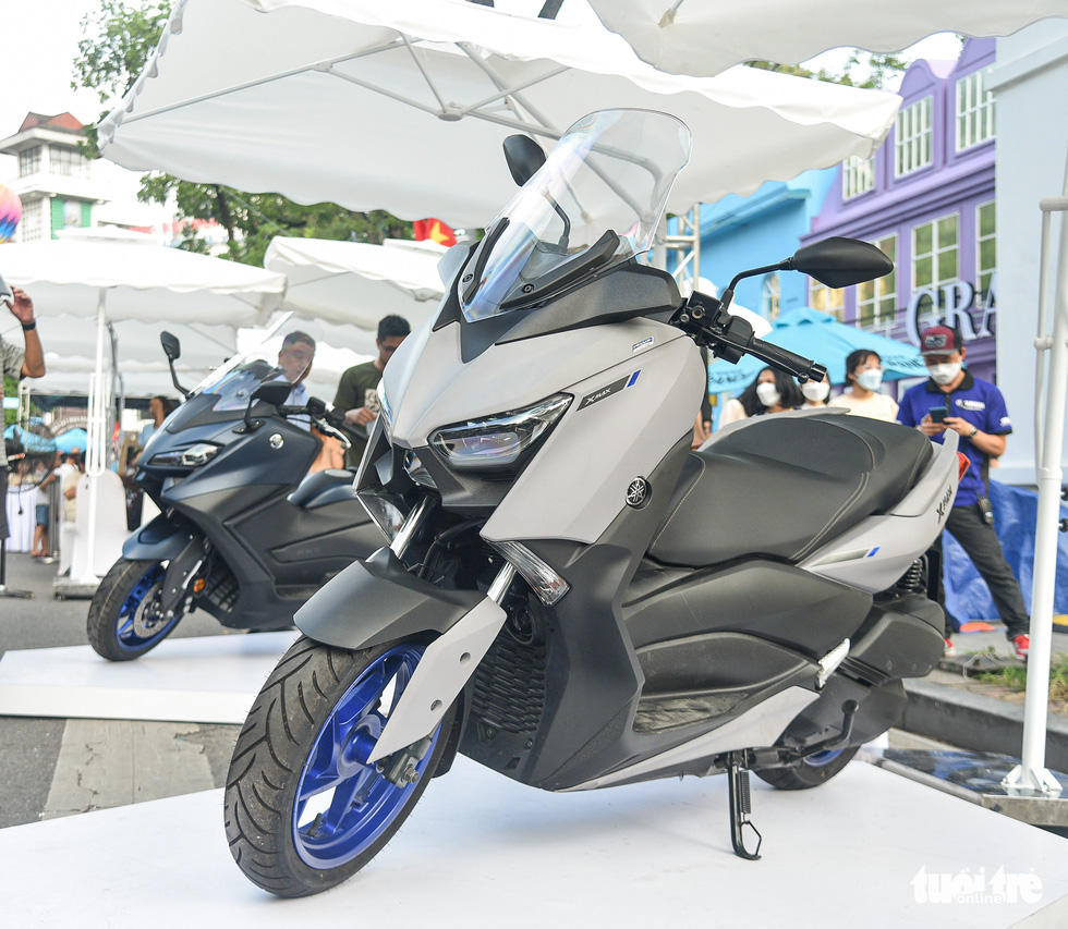 Yamaha X Max 300 nhận đặt hàng tại Việt Nam, giá từ 129 triệu đồng - Ảnh 9. Yamaha X Max 300 nhận đặt hàng tại Việt Nam, giá từ 129 triệu đồng - Ảnh 9.