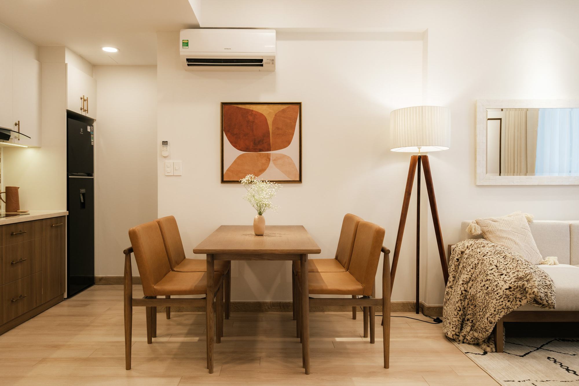 Cải tạo căn hộ 67m² cho 3 người với chi phí gần 700 triệu - Ảnh 3. Cải tạo căn hộ 67m² cho 3 người với chi phí gần 700 triệu - Ảnh 3.
