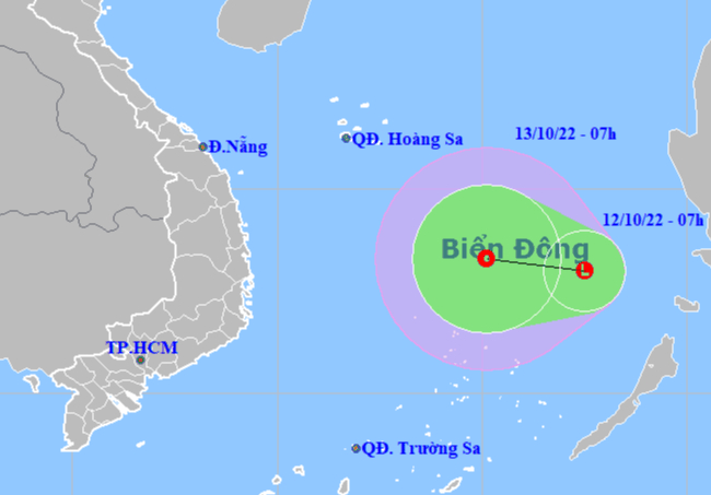 Áp thấp xuất hiện trên Biển Đông, cảnh báo mưa tới 600 mm ở miền Trung và Tây Nguyên - Ảnh 1.