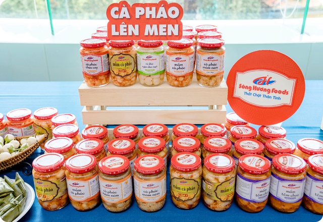 CEO Sông Hương Foods: Nghỉ Thế giới di động, về cầu an cho cá mắm, giải oan cho trái cà - Ảnh 3.