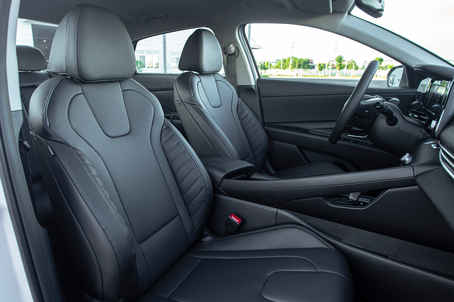 Chào giá từ 599 triệu, Hyundai Elantra quyết đấu Kia K3, Mazda3 tại Việt Nam - Ảnh 7.
