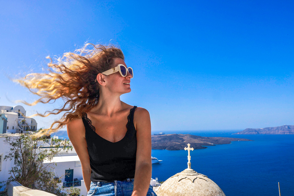 Khám phá thiên đường Santorini cùng blogger du lịch Ngô Trần Hải An - Ảnh 14.