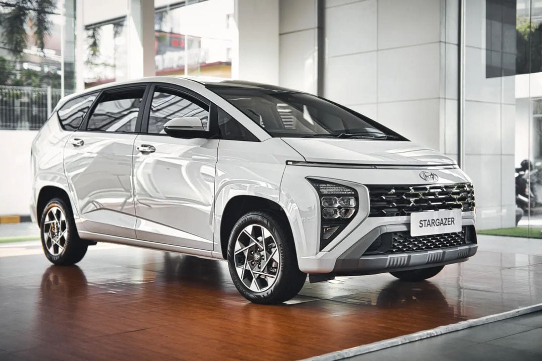 Hyundai Stargazer lần đầu lộ diện ở Việt Nam - MPV hàng hot đấu Xpander sẽ ra mắt tháng 10 này - Ảnh 2. Hyundai Stargazer lần đầu lộ diện ở Việt Nam - MPV hàng hot đấu Xpander sẽ ra mắt tháng 10 này - Ảnh 2.