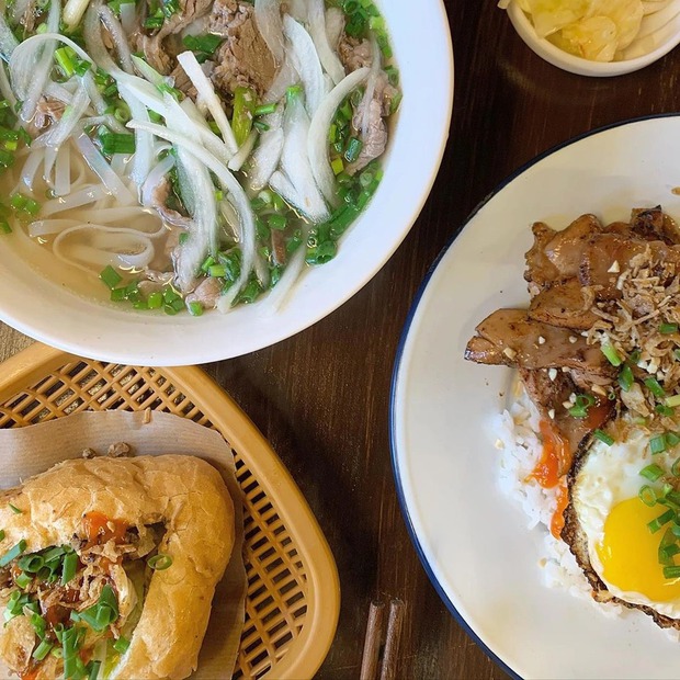 Loạt quán ăn Việt cực đông khách tại Hàn Quốc, có nơi từng xuất hiện trong những bộ phim đình đám - Ảnh 16.