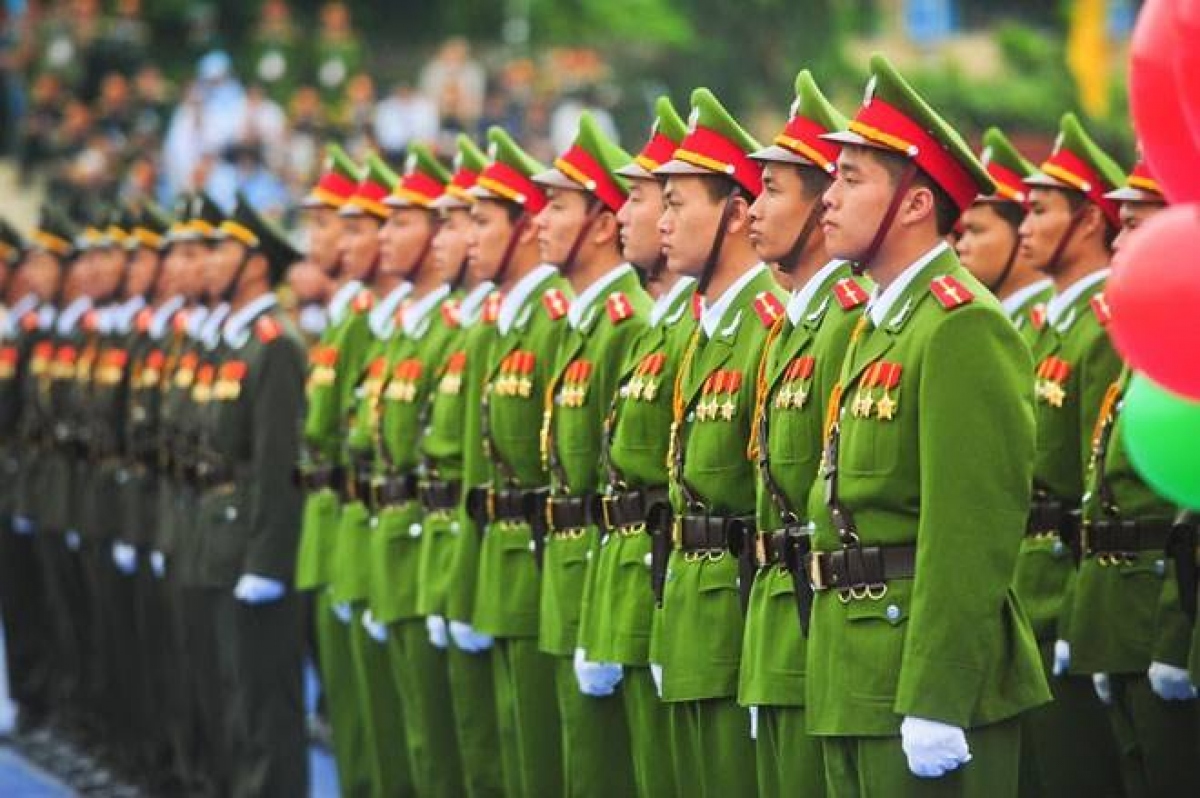 Tinh gọn bộ máy, làm sao xếp ghế tránh để cán bộ tâm tư? - Ảnh 1. Tinh gọn bộ máy, làm sao xếp ghế tránh để cán bộ tâm tư? - Ảnh 1.