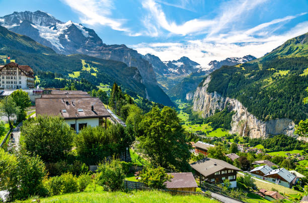 Ngôi làng ở Thụy Sĩ không có xe hơi, đẹp như chốn cổ tích - Ảnh 1.