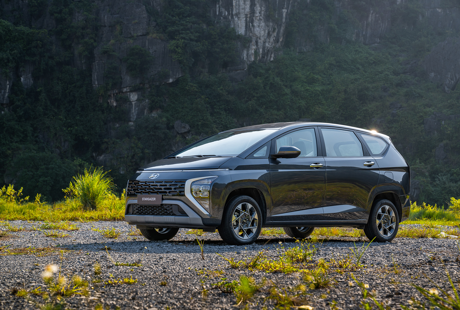 Hyundai Stargazer về Việt Nam, giá từ 575 triệu tất tay đấu Mitsubishi Xpander, Toyota Veloz Cross - Ảnh 1.