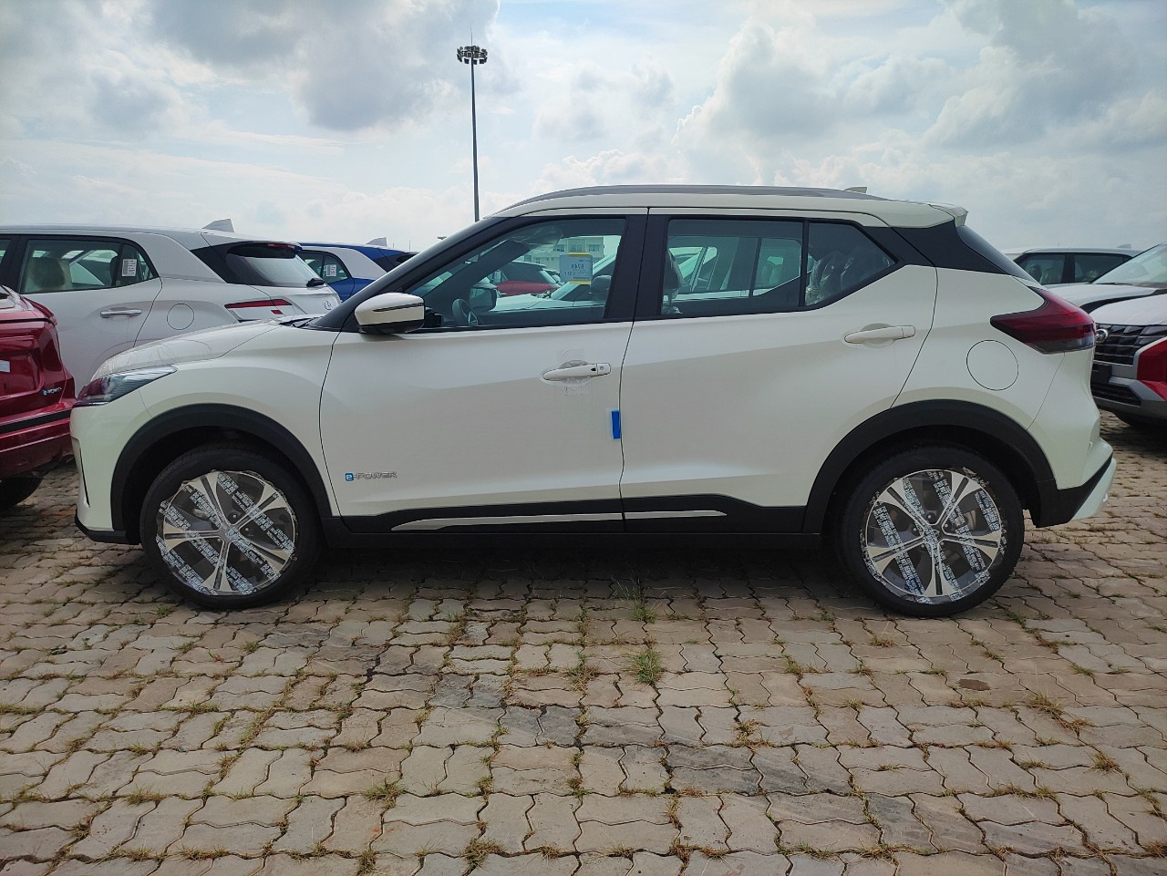 Nissan Kicks 2022 ồ ạt đổ bộ VN: Hai phiên bản, giá dự kiến từ 650 triệu, sẵn sàng đấu Corolla Cross và Seltos - Ảnh 9.