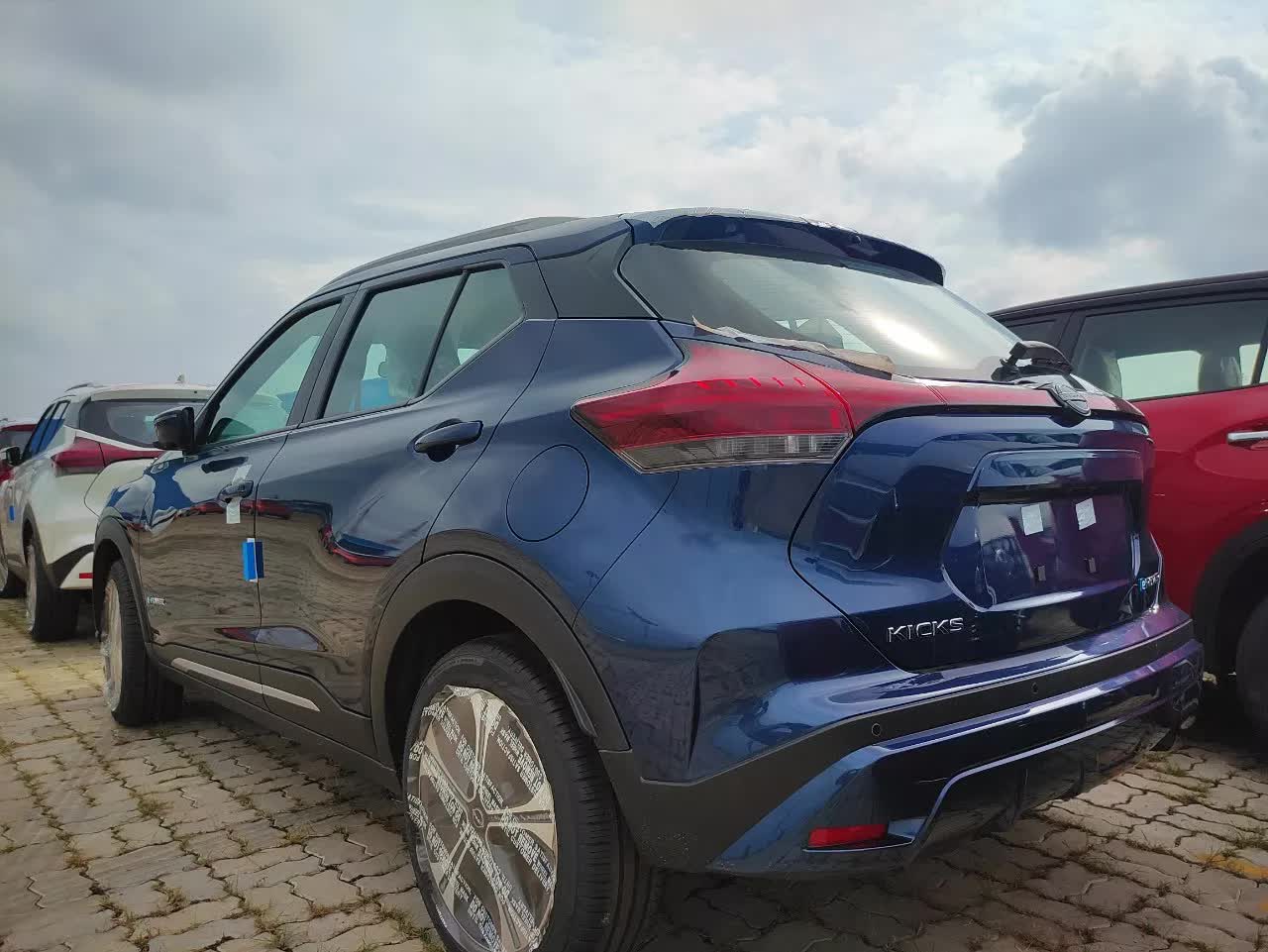 Nissan Kicks 2022 ồ ạt đổ bộ VN: Hai phiên bản, giá dự kiến từ 650 triệu, sẵn sàng đấu Corolla Cross và Seltos - Ảnh 7.