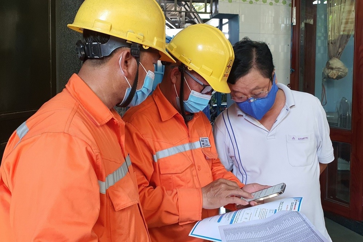 Nên để biểu giá bán lẻ điện 3 hay 5 bậc? - Ảnh 1. Nên để biểu giá bán lẻ điện 3 hay 5 bậc? - Ảnh 1.
