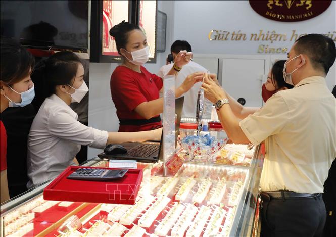 Chưa có dấu hiệu phục hồi giá vàng - Ảnh 1. Chưa có dấu hiệu phục hồi giá vàng - Ảnh 1.