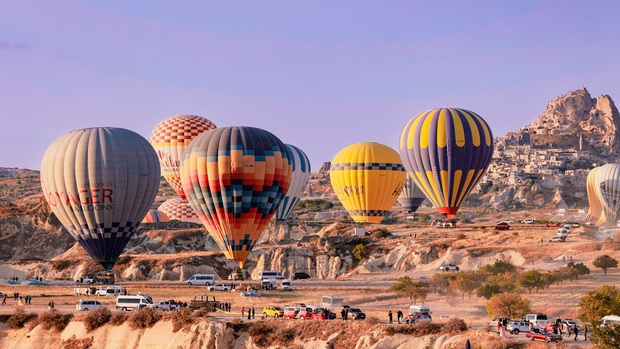 Bay khinh khí cầu trên những kỳ quan ở Cappadocia - Ảnh 19.