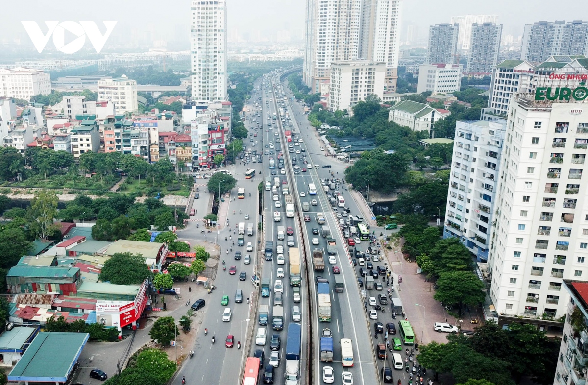 Đường vành đai 3 hay ùn tắc do lưu lượng phương tiện gấp 8-10 lần thiết kế - Ảnh 1.