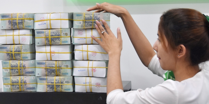 Sức ép trái phiếu doanh nghiệp - Ảnh 1. Sức ép trái phiếu doanh nghiệp - Ảnh 1.