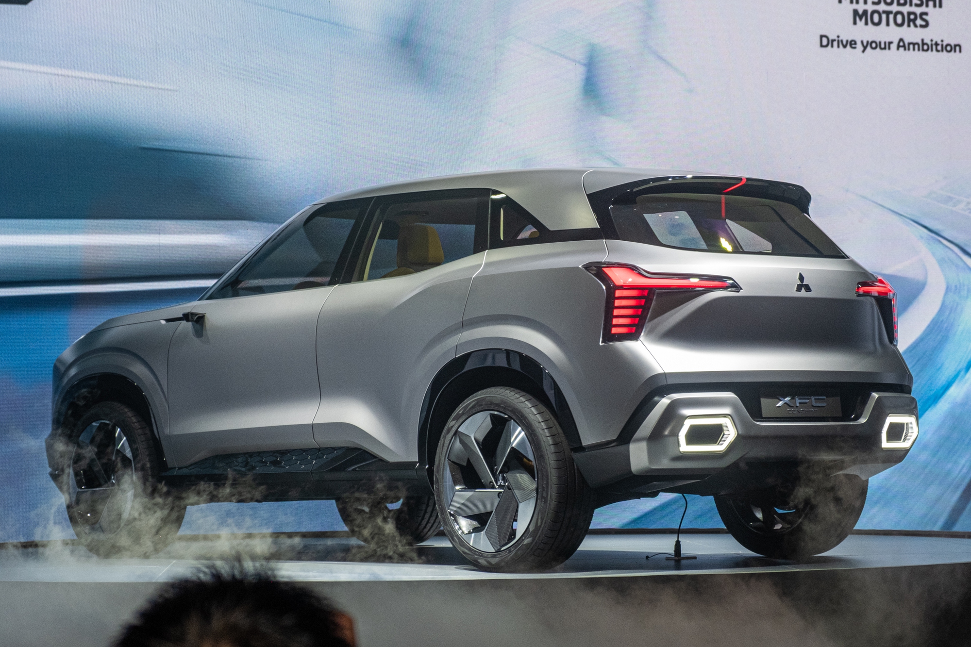 Đại lý đã nhận cọc Mitsubishi XFC: Giá dự kiến 700-800 triệu đồng, giao xe giữa năm sau - Ảnh 4. Đại lý đã nhận cọc Mitsubishi XFC: Giá dự kiến 700-800 triệu đồng, giao xe giữa năm sau - Ảnh 4.