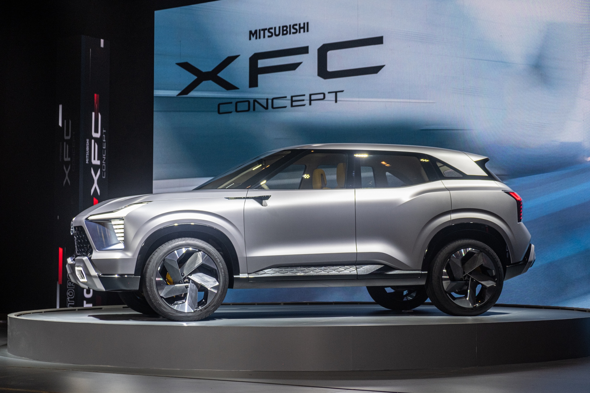 Đại lý đã nhận cọc Mitsubishi XFC: Giá dự kiến 700-800 triệu đồng, giao xe giữa năm sau - Ảnh 3. Đại lý đã nhận cọc Mitsubishi XFC: Giá dự kiến 700-800 triệu đồng, giao xe giữa năm sau - Ảnh 3.