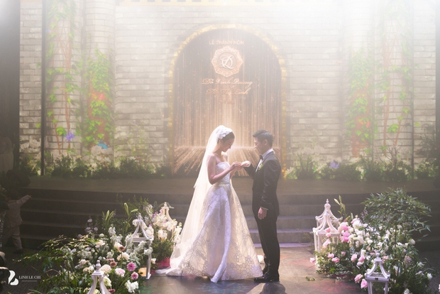 Những khoảnh khắc đẹp trong đám cưới của Đỗ Mỹ Linh - Ảnh 3.